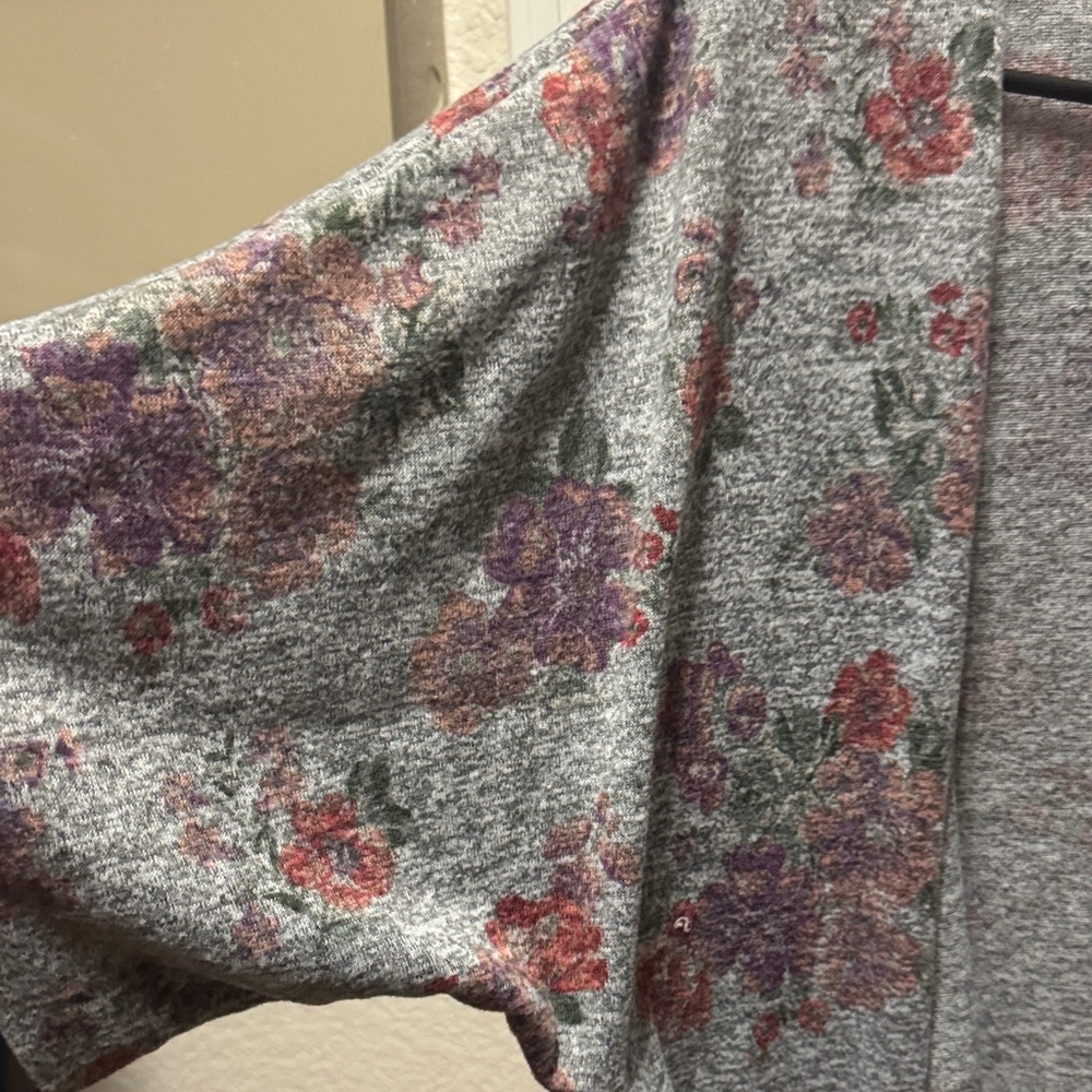 Arizona Jean Company Floral Cardigan - Gray and Purple